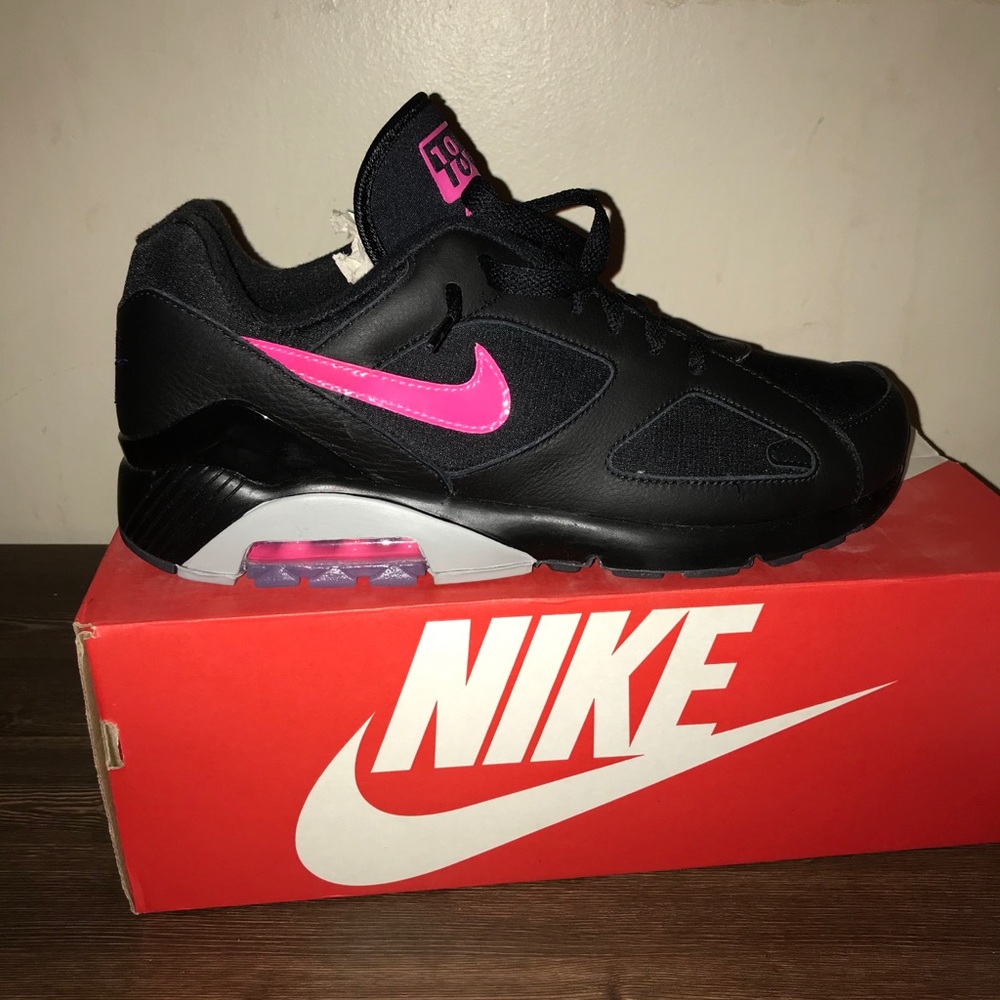 AirMax pink black size 9 pumas multi color 9.5